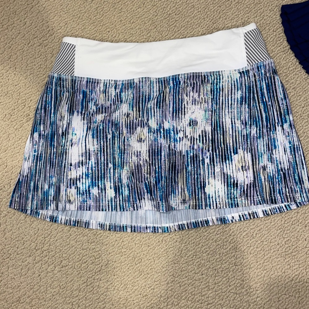 Lululemon Pleated skirt